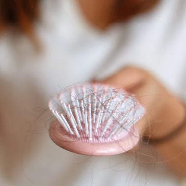 ویتامین ها و مینرال های مفید برای جلوگیری از ریزش مو کدامند؟